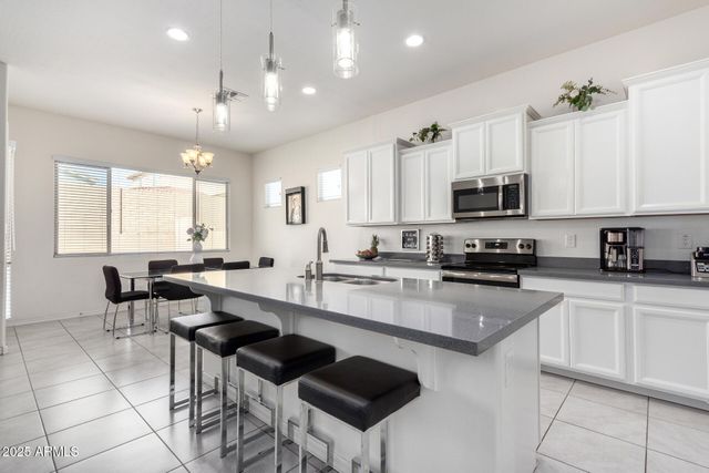 20496 W VALLEY VIEW Drive, Buckeye, AZ 85396