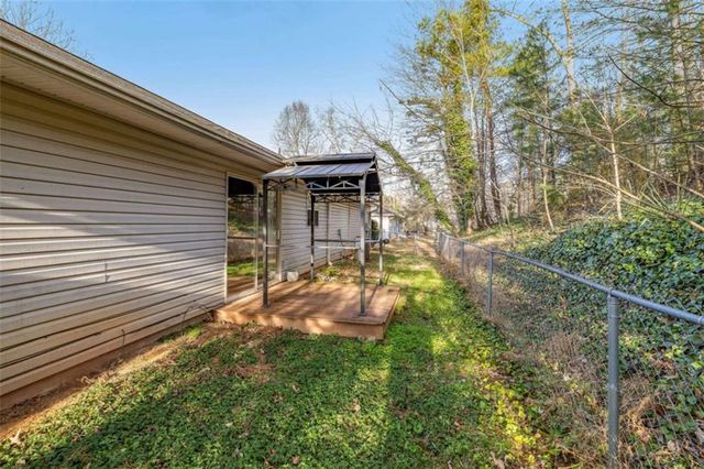 226 Chestnut Avenue, Demorest, GA 30535