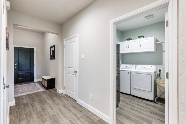 513 Hogan Drive, Denton, TX 76210