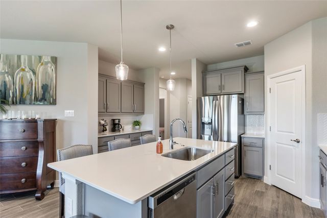 513 Hogan Drive, Denton, TX 76210