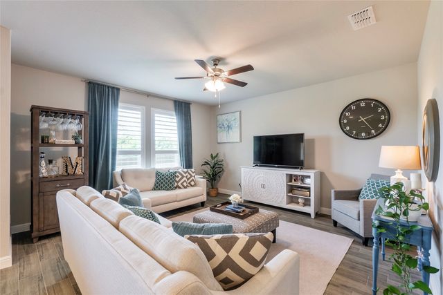 513 Hogan Drive, Denton, TX 76210