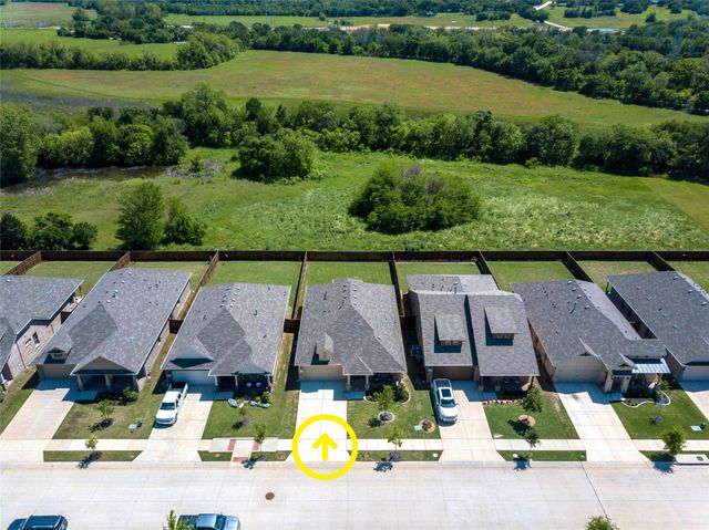 513 Hogan Drive, Denton, TX 76210