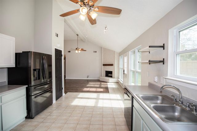 5617 Freshmeadow Street, League City, TX 77573