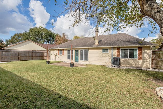 5617 Freshmeadow Street, League City, TX 77573