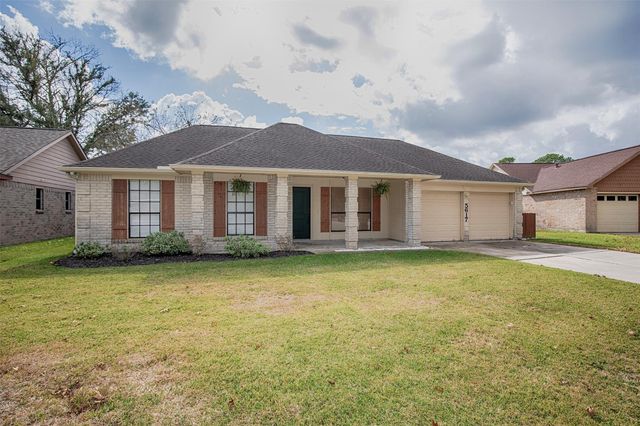 5617 Freshmeadow Street, League City, TX 77573