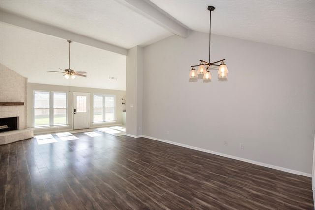 5617 Freshmeadow Street, League City, TX 77573