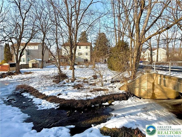 838 East Wayne Avenue, Salisbury Twp, PA 18103