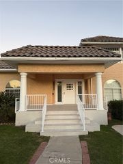 1310 N Pacific Avenue, Glendale, CA 91202