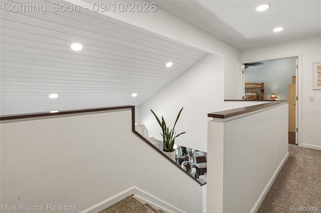 3845 Shellmarr Lane, Bloomfield Charter Township, MI 48302