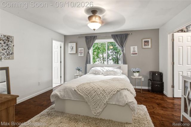 3845 Shellmarr Lane, Bloomfield Charter Township, MI 48302