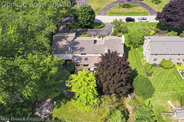 3845 Shellmarr Lane, Bloomfield Charter Township, MI 48302