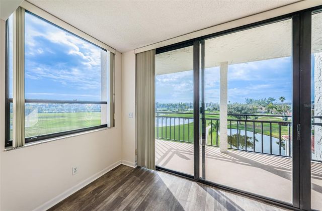 6210 SUN BOULEVARD 408, St Petersburg, FL 33715