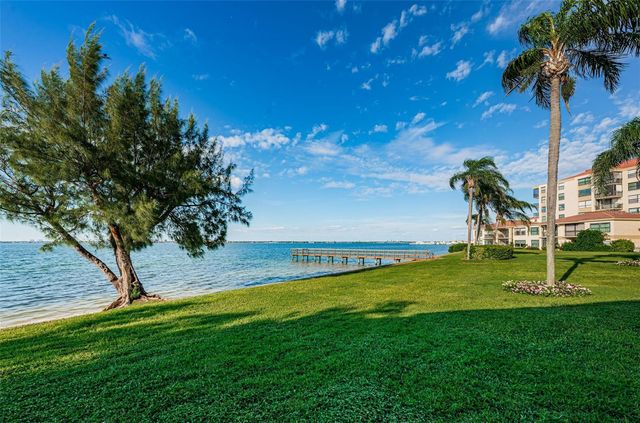 6210 SUN BOULEVARD 408, St Petersburg, FL 33715