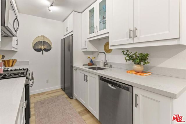 3325 Bagley Avenue 105, Los Angeles, CA 90034