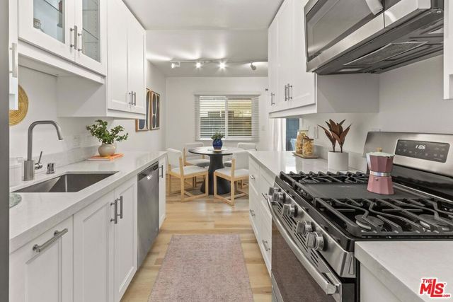 3325 Bagley Avenue 105, Los Angeles, CA 90034