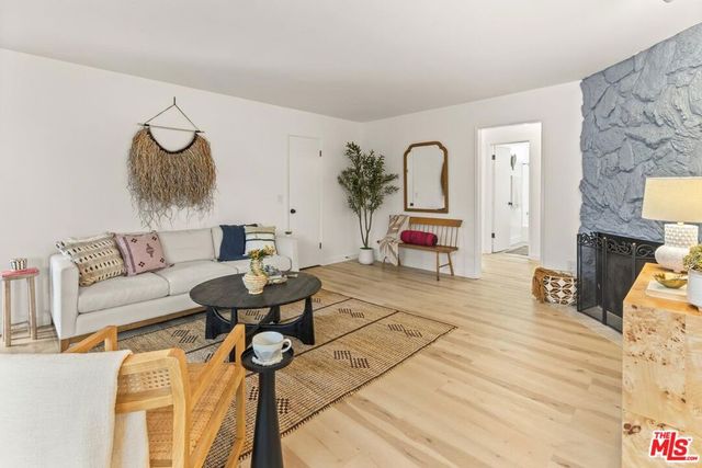 3325 Bagley Avenue 105, Los Angeles, CA 90034
