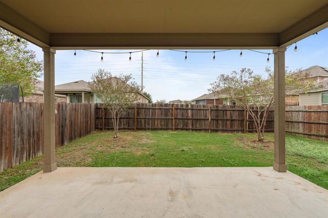 320 Cyril DR, Hutto, TX 78634