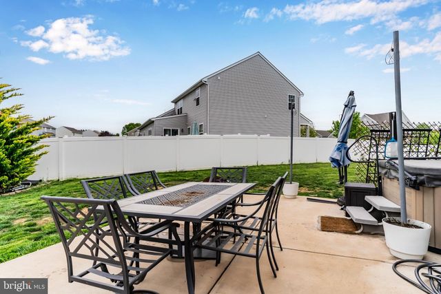 245 SPRING MEADOWS RD, Manchester, PA 17345