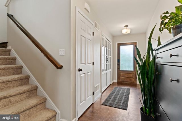 245 SPRING MEADOWS RD, Manchester, PA 17345