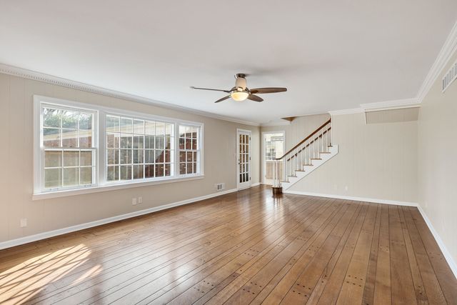 2072 KIRBY RD, Memphis, TN 38119