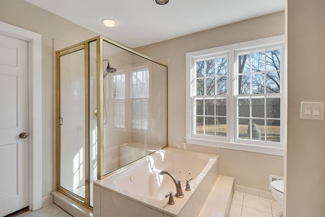 2072 KIRBY RD, Memphis, TN 38119