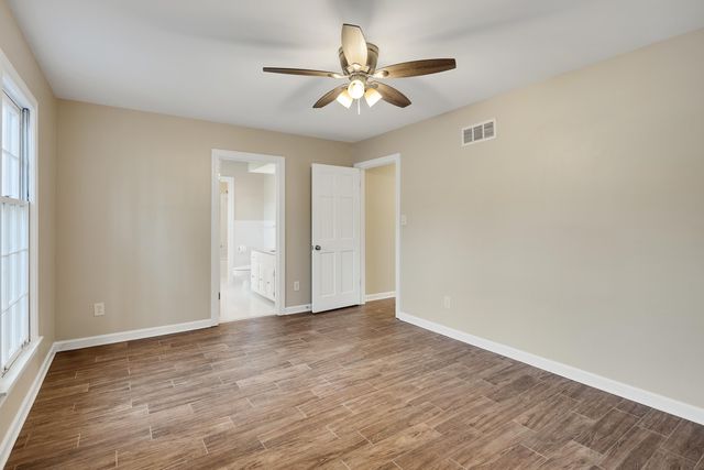 2072 KIRBY RD, Memphis, TN 38119