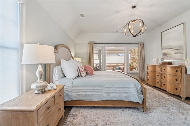 204 N Esplanade, Alpharetta, GA 30009