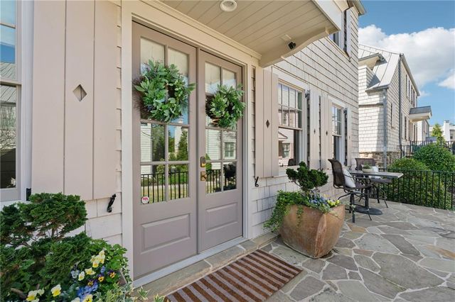 204 N Esplanade, Alpharetta, GA 30009
