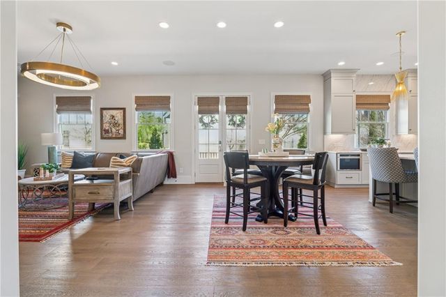 204 N Esplanade, Alpharetta, GA 30009