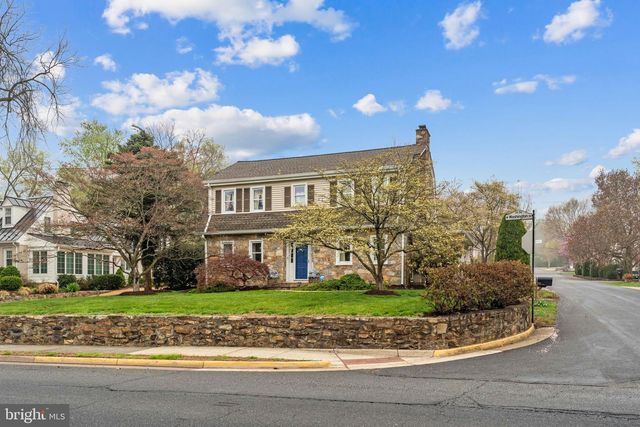 700 W WASHINGTON ST, Middleburg, VA 20117