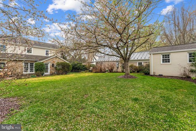 700 W WASHINGTON ST, Middleburg, VA 20117