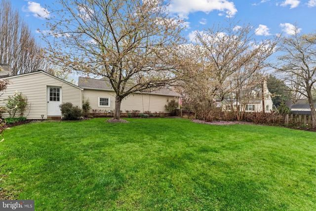 700 W WASHINGTON ST, Middleburg, VA 20117