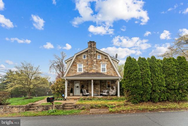700 W WASHINGTON ST, Middleburg, VA 20117