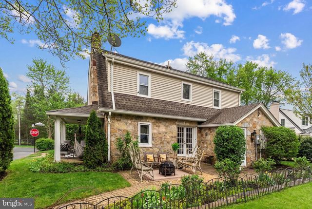 700 W WASHINGTON ST, Middleburg, VA 20117
