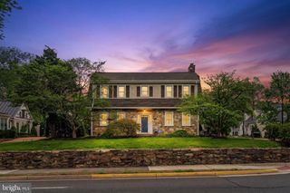 700 W WASHINGTON ST, Middleburg, VA 20117
