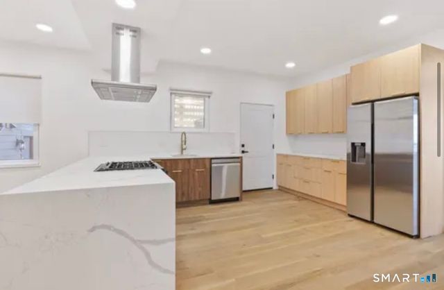 904 Quinnipiac Avenue 11, New Haven, CT 06513