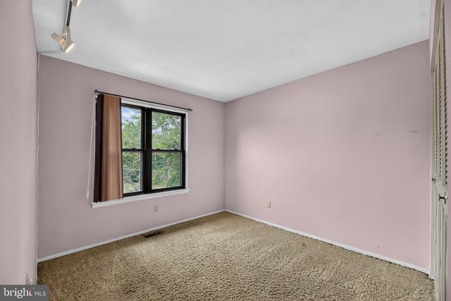 218 DEERPARK CT, Marlton, NJ 08053