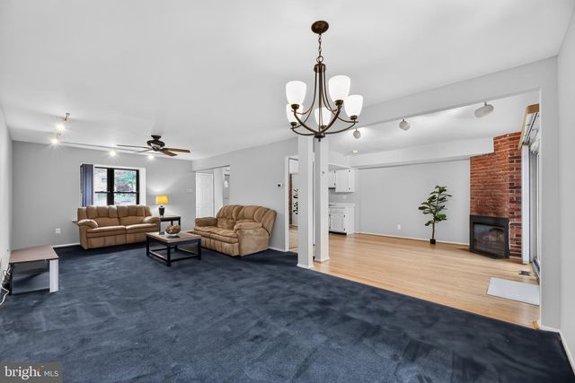 218 DEERPARK CT, Marlton, NJ 08053
