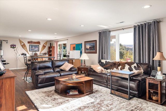 W7579 Castle Heights DRIVE, Holmen, WI 54636