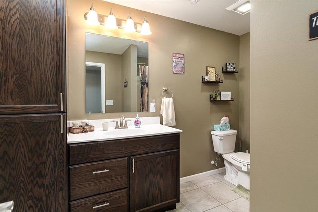 W7579 Castle Heights DRIVE, Holmen, WI 54636