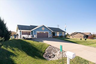 W7579 Castle Heights DRIVE, Holmen, WI 54636