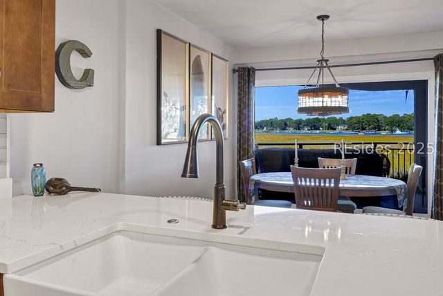 70 Paddle Boat Ln Apt 108D, Hilton Head Island, SC 29928