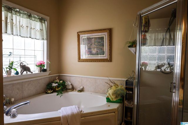 1101 SHADOW CREEK DRIVE NE, Pinson, AL 35215