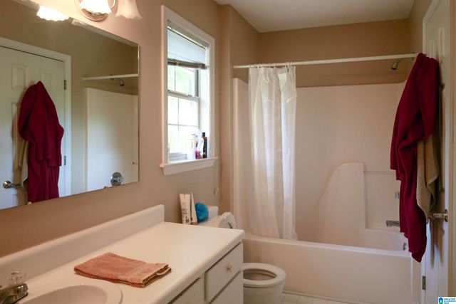 1101 SHADOW CREEK DRIVE NE, Pinson, AL 35215