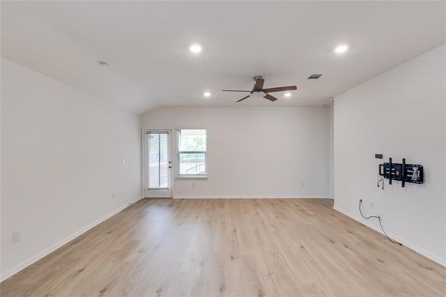 2921 Owl Head DR, Leander, TX 78641