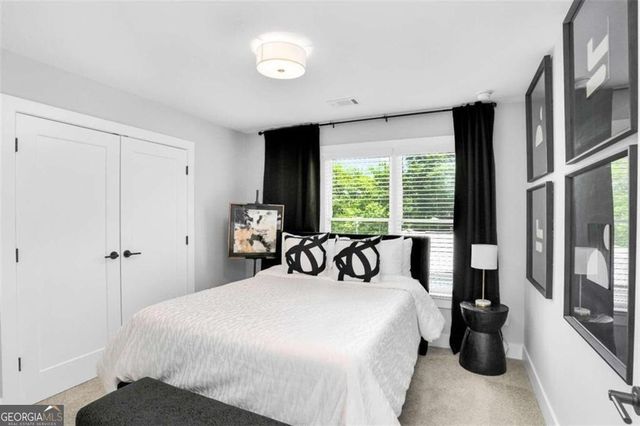 510 Oak Drive, Hapeville, GA 30354