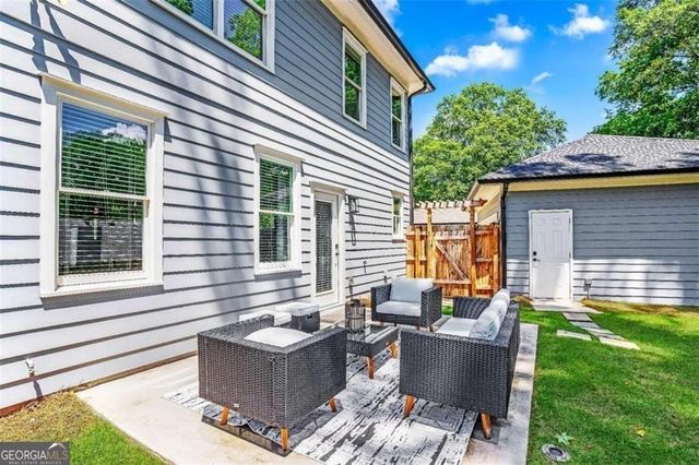 510 Oak Drive, Hapeville, GA 30354