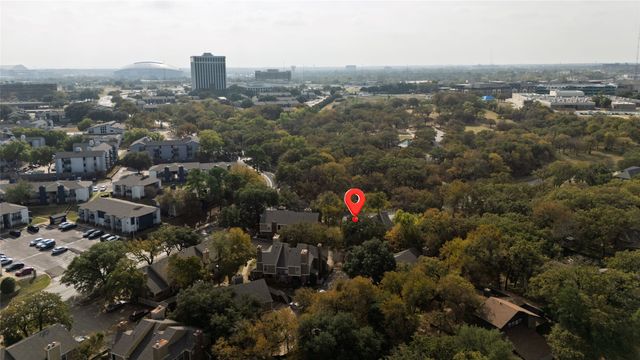 2104 Park Willow Lane A, Arlington, TX 76011