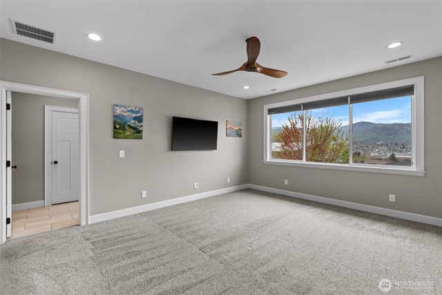 1032 Corum Circle, East Wenatchee, WA 98802