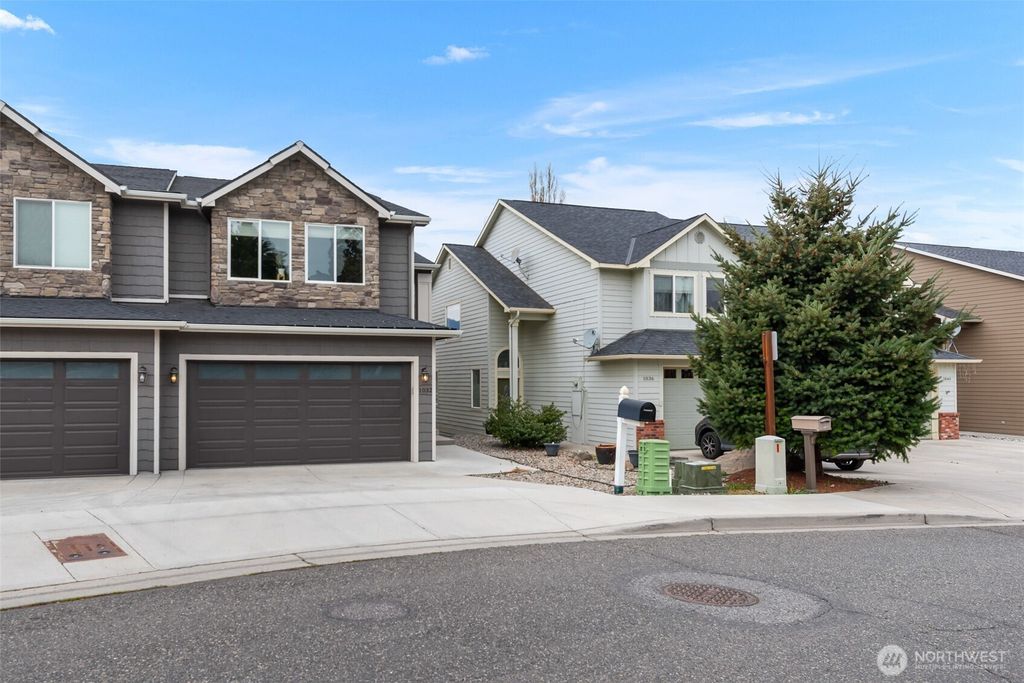 1032 Corum Circle, East Wenatchee, WA 98802